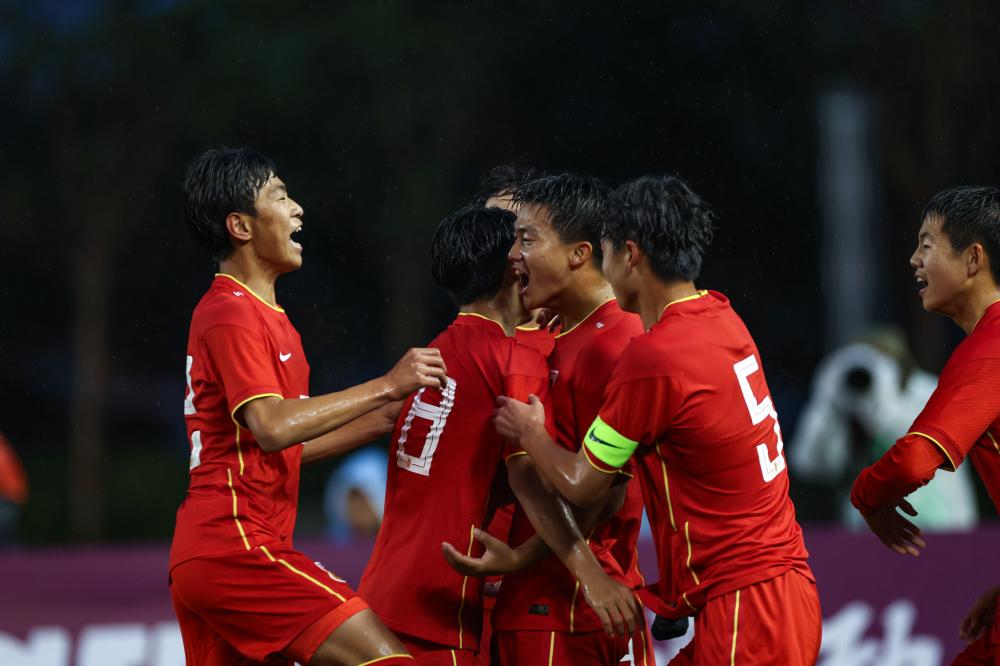 葡萄牙U17夺冠，奎罗斯社媒发贺电：我无比自豪